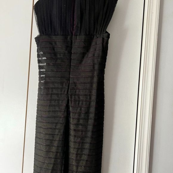 NWT! R&M Richards Fuchsia & Black Dress w/Glitter - Size 10 - Picture 4 of 4